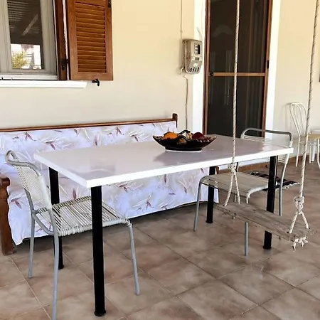 Holiday home Traditional House With Fresh Vegetables Garden *