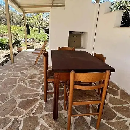 Holiday home Traditional House With Fresh Vegetables Garden *