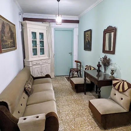 Holiday home Traditional House With Fresh Vegetables Garden *