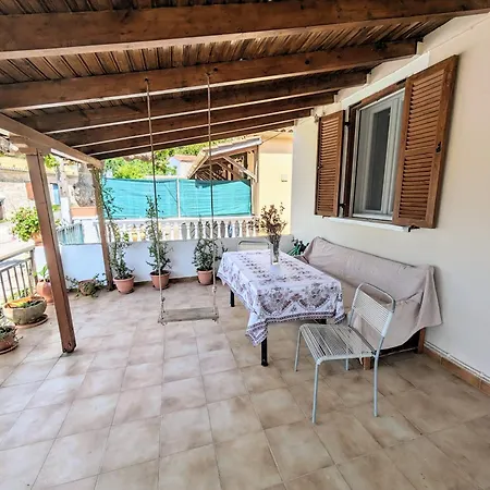Traditional House With Fresh Vegetables Garden Pigadhakia